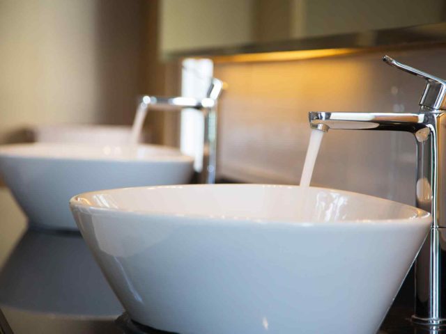 Metro North Train Station – Faucet Maintenance